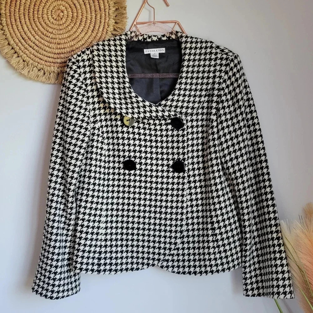 Pendleton, Houndstooth Virgin Lambs Wool Double B… - image 6